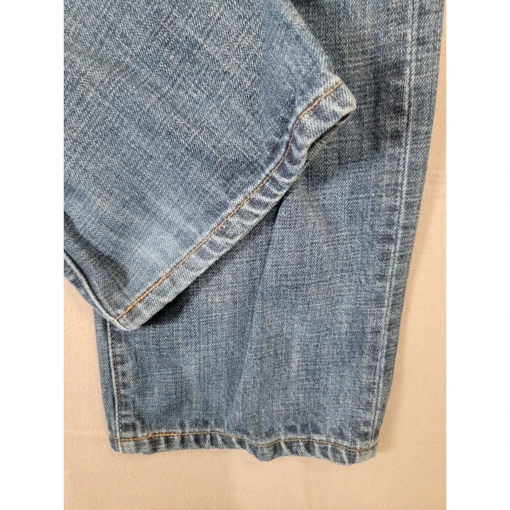 Levi's 501 Original Fit Jeans Mens 32x32 Medium Wash Button Fly Straight Denim